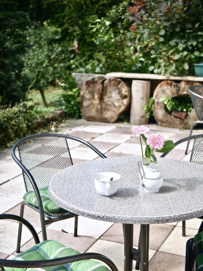 Pension Gruenes Herz Tonndorf Екстериор снимка